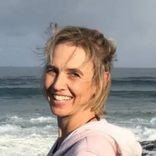 Hello There by Cornelie Wolff, view 2